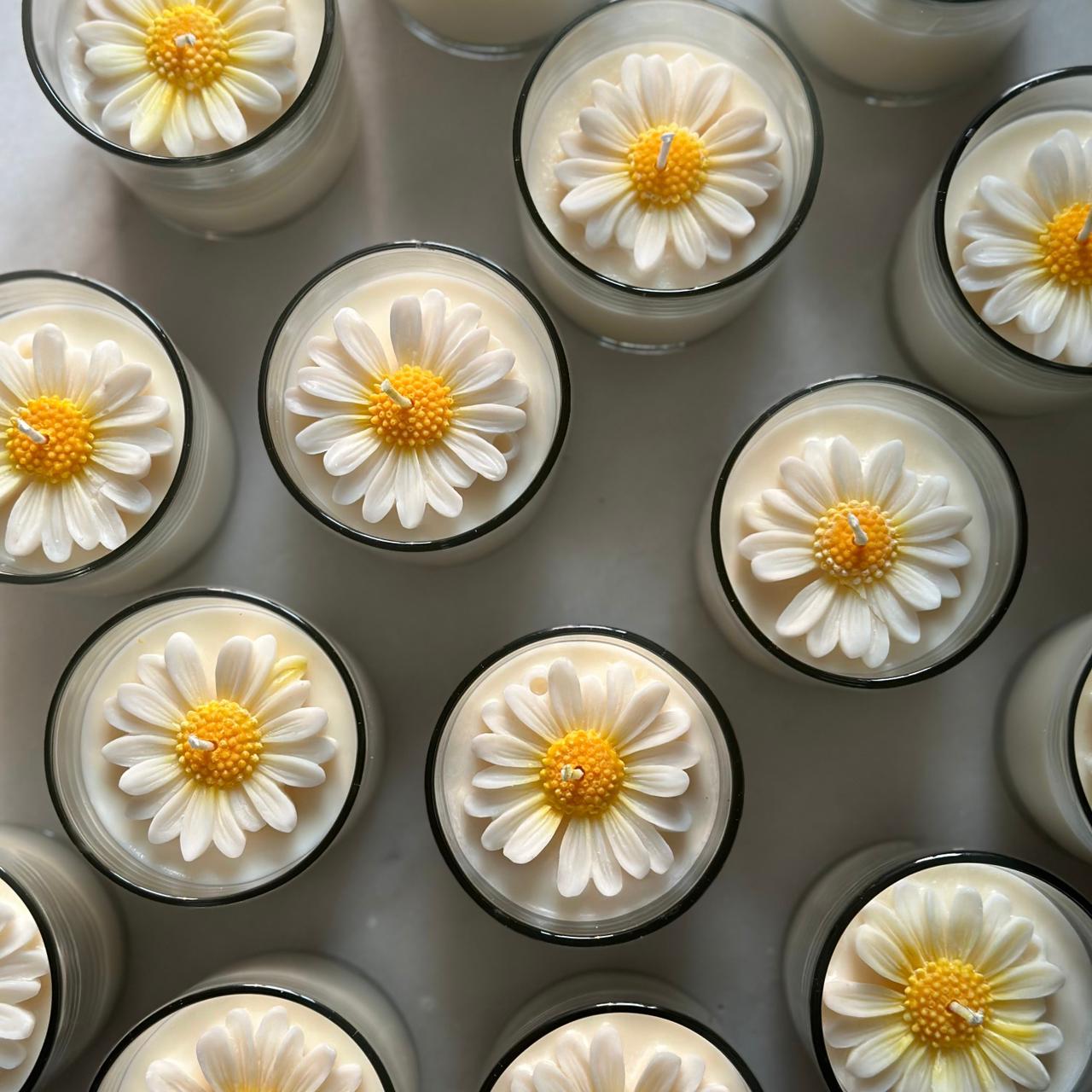 Flower Candle – Where Beauty Meets Serenity