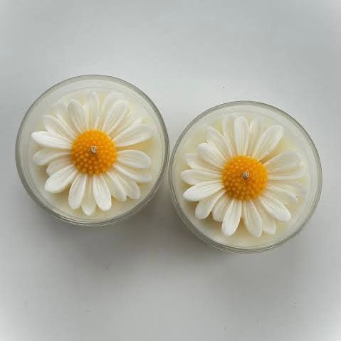 Flower Candle – Where Beauty Meets Serenity