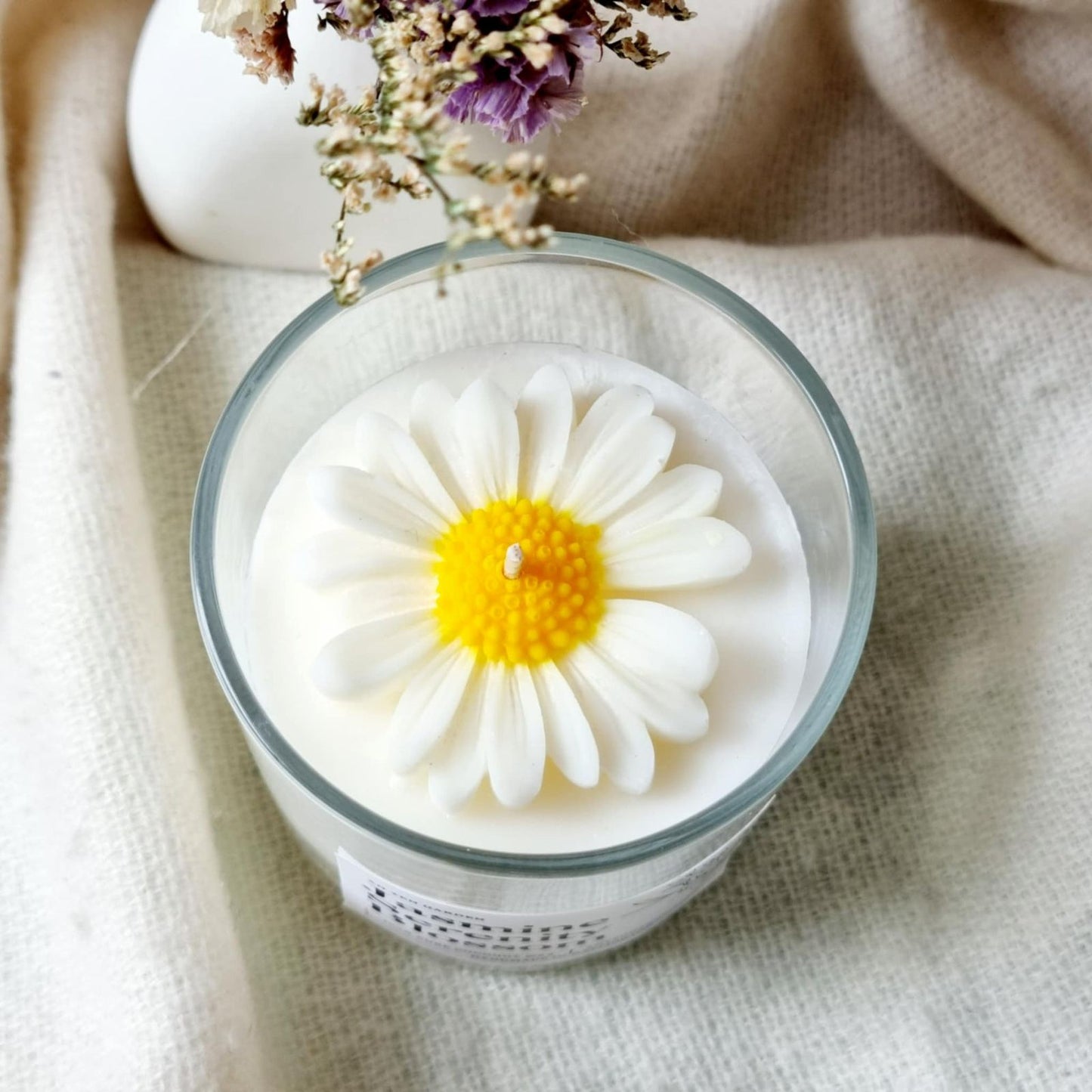 Flower Candle – Where Beauty Meets Serenity